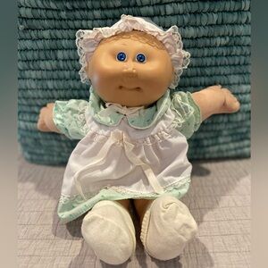 Vintage 1985 Cabbage Patch Kids Preemie Doll – Milly Gussy – Blonde Hair